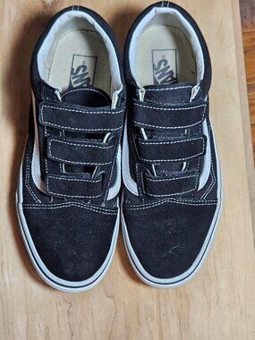 Vans Old Skool V Unisex Men's/Women's Black/White Skate Shoes